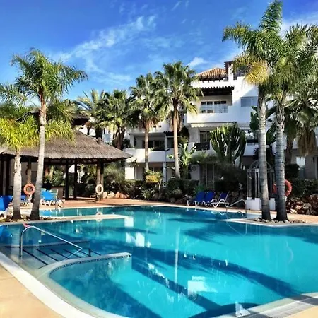 아파트 Beachside Luxury 2 Bedroom Apartment, Puerto Banus 마르베야
